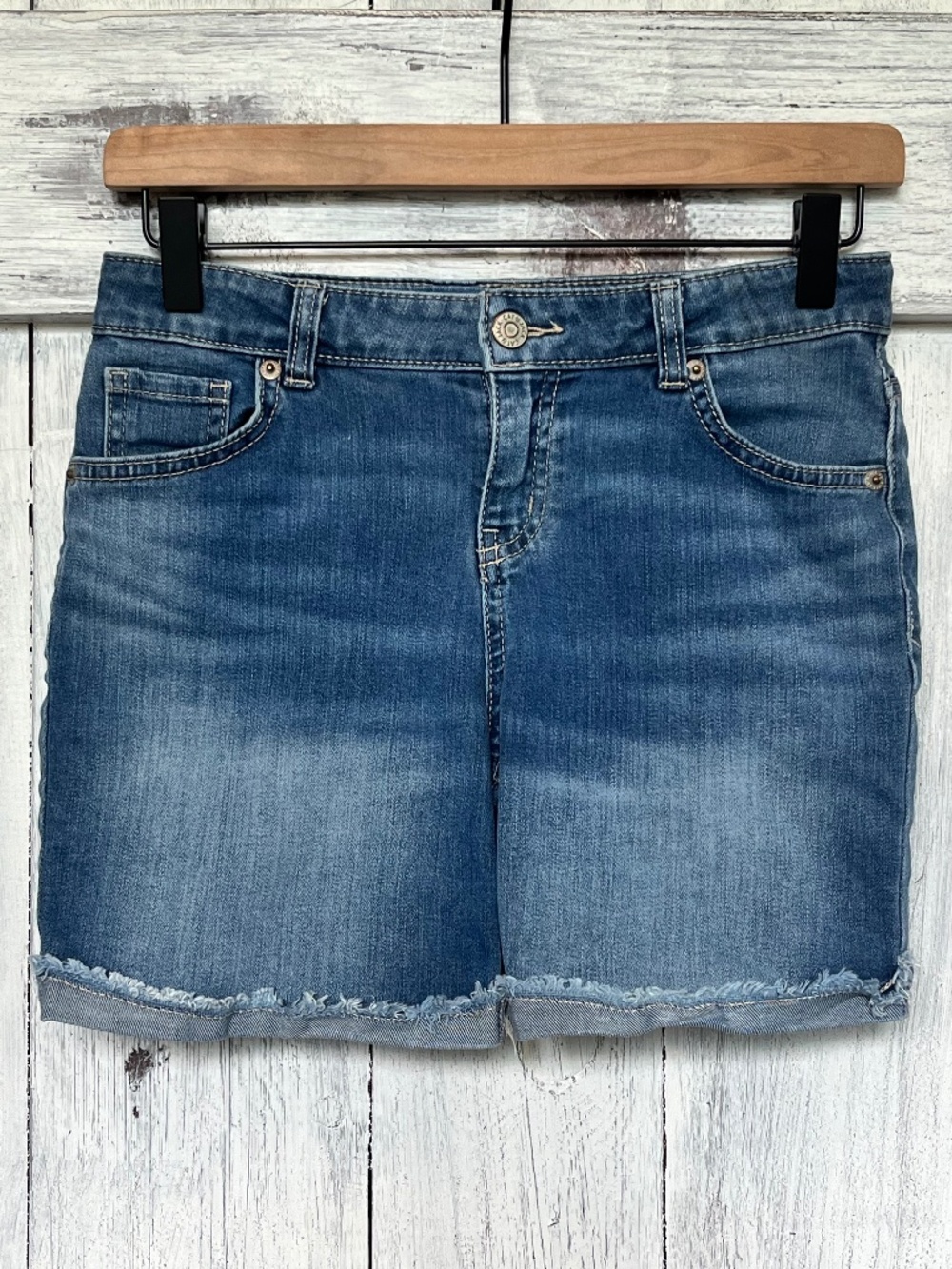 Cat & Jack-Girls Midi Super Stretch Frayed Cuffed Jean Shorts-Size L (10/12)